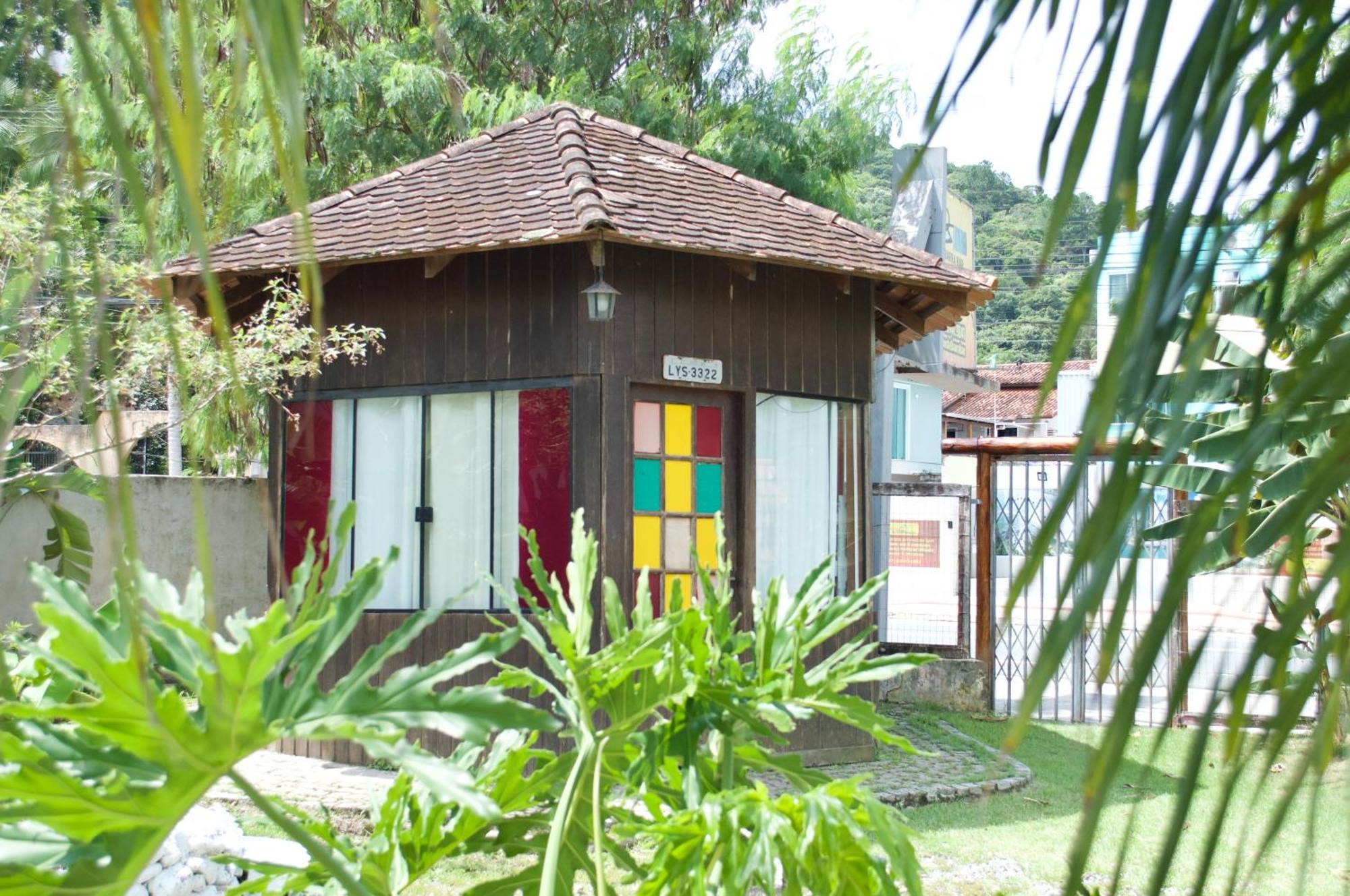Hostel Barra Bar Balneário Camboriú Esterno foto
